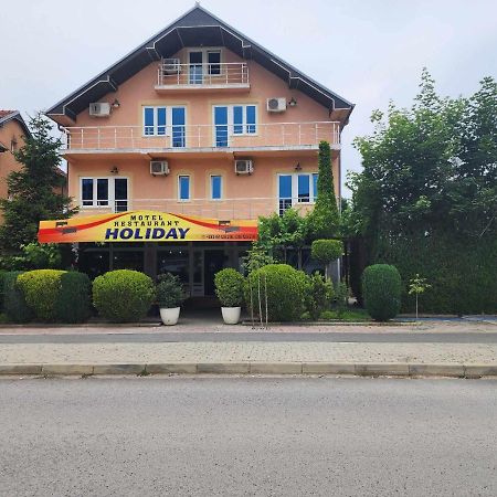 Holiday Ferizaj Eksteriør bilde