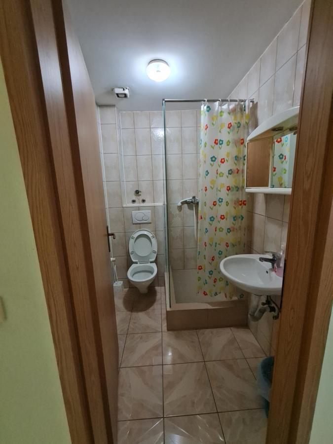 Holiday Ferizaj Eksteriør bilde