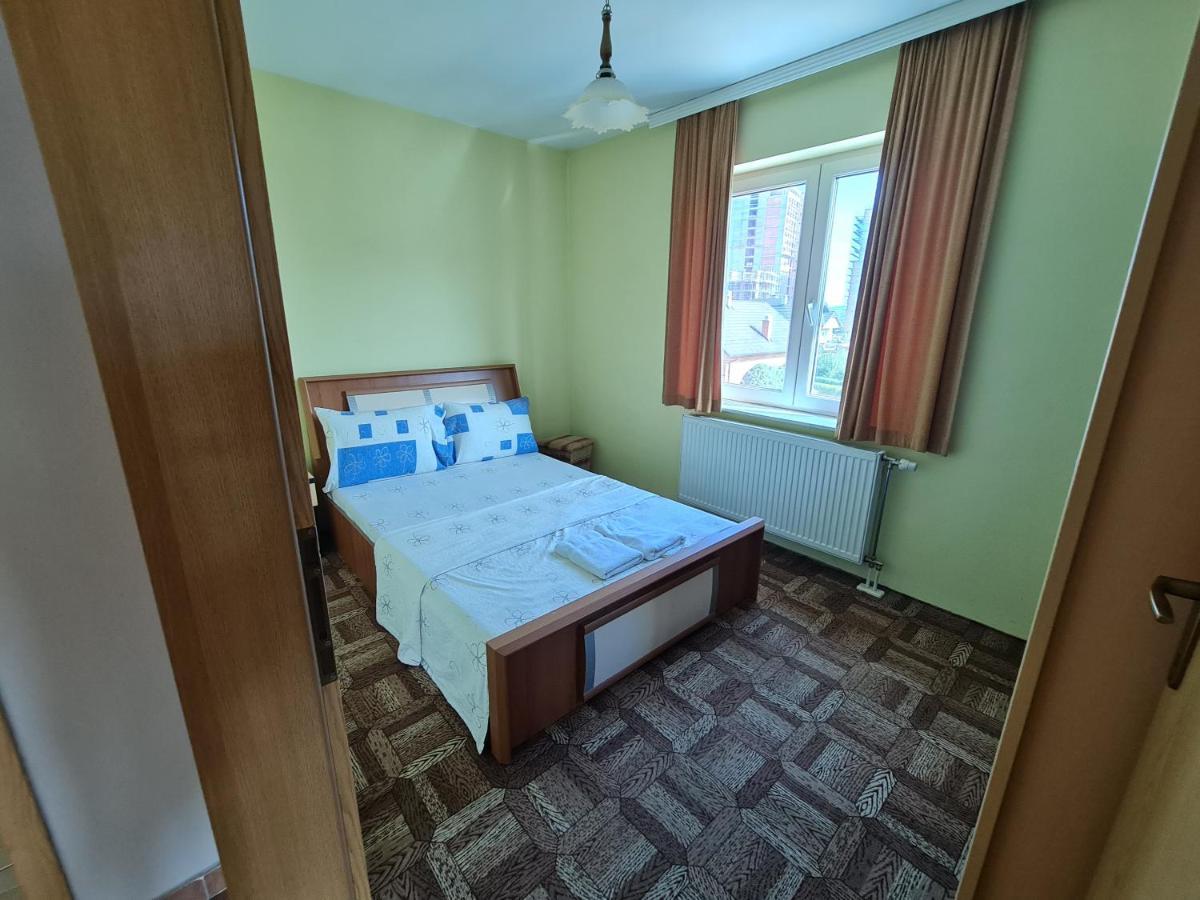 Holiday Ferizaj Eksteriør bilde