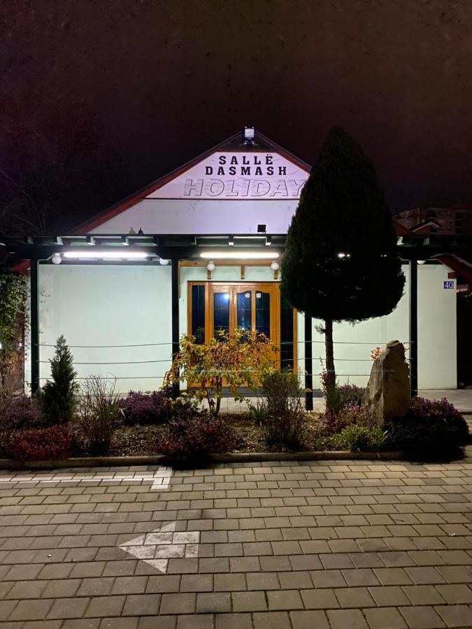 Holiday Ferizaj Eksteriør bilde